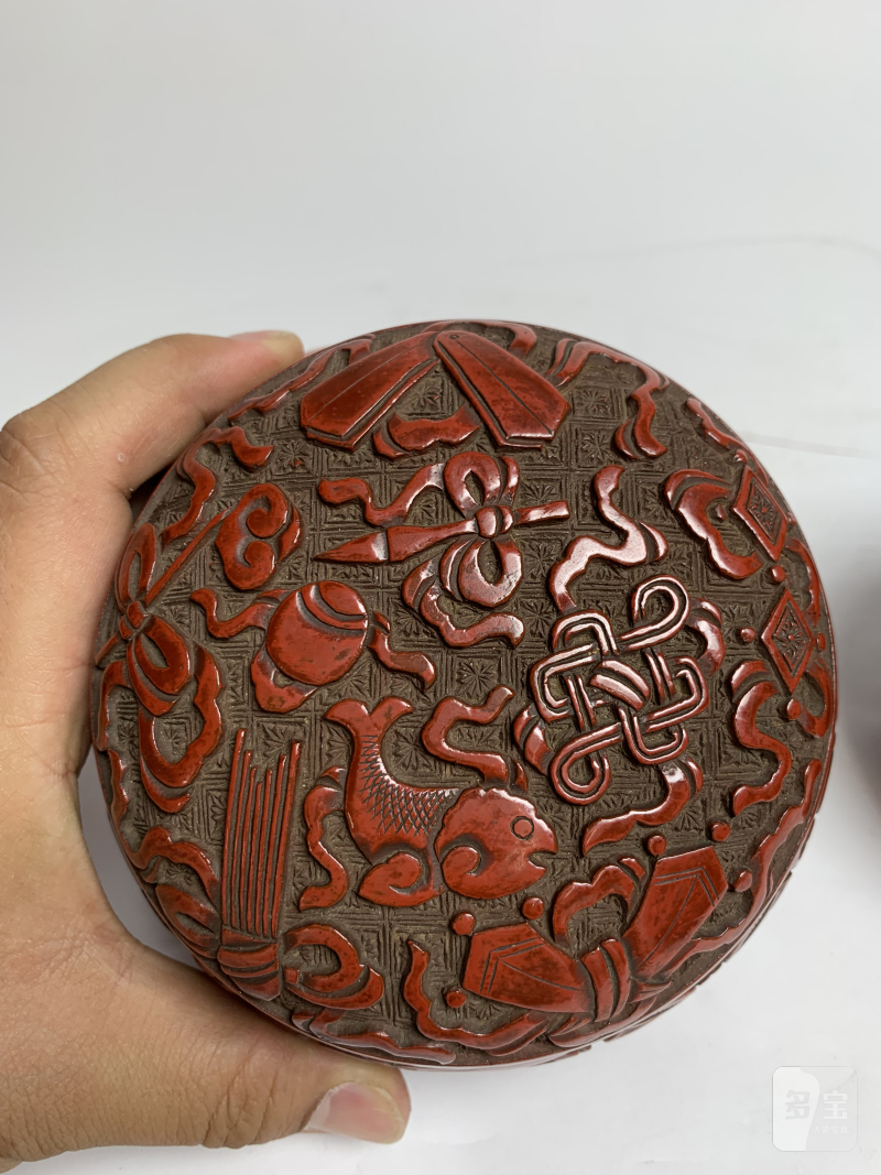 明 剔红八吉祥纹围棋盒一对 - 图4